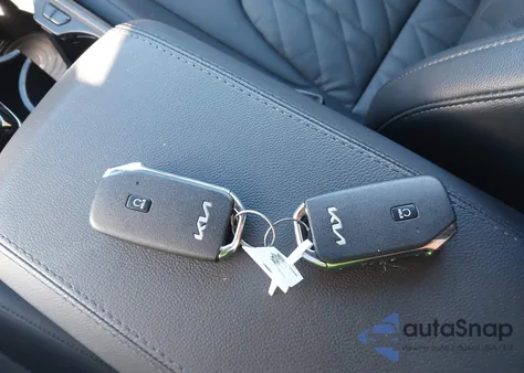 2024 Kia Sportage X-Line z USA, uszkodzony, nr VIN 5XYK6CDF3RG206153